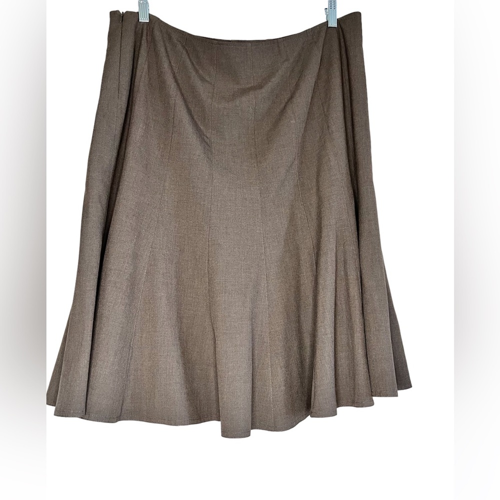Alfani plus size skirt- classic A-line neutral midi lined skirt size 18W.